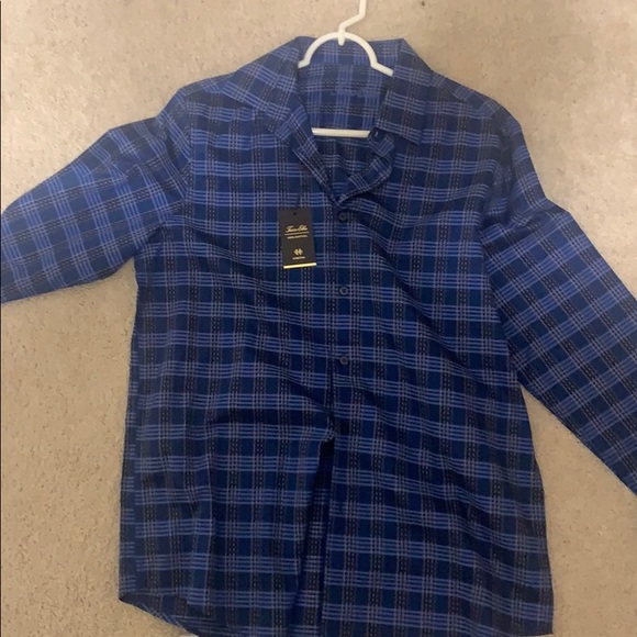 Three button downs - Picture 3 of 3